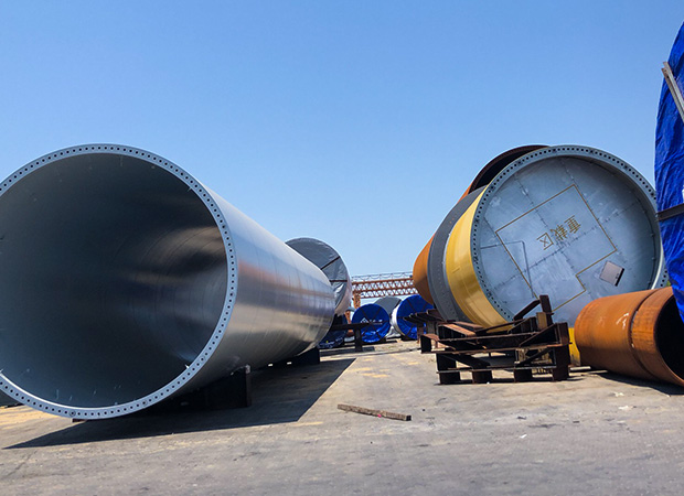 Wind turbine tower